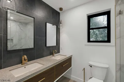 $949,999 | 21 West Cliff Street, Somerville, NJ 08876