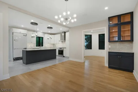 $949,999 | 21 West Cliff Street, Somerville, NJ 08876