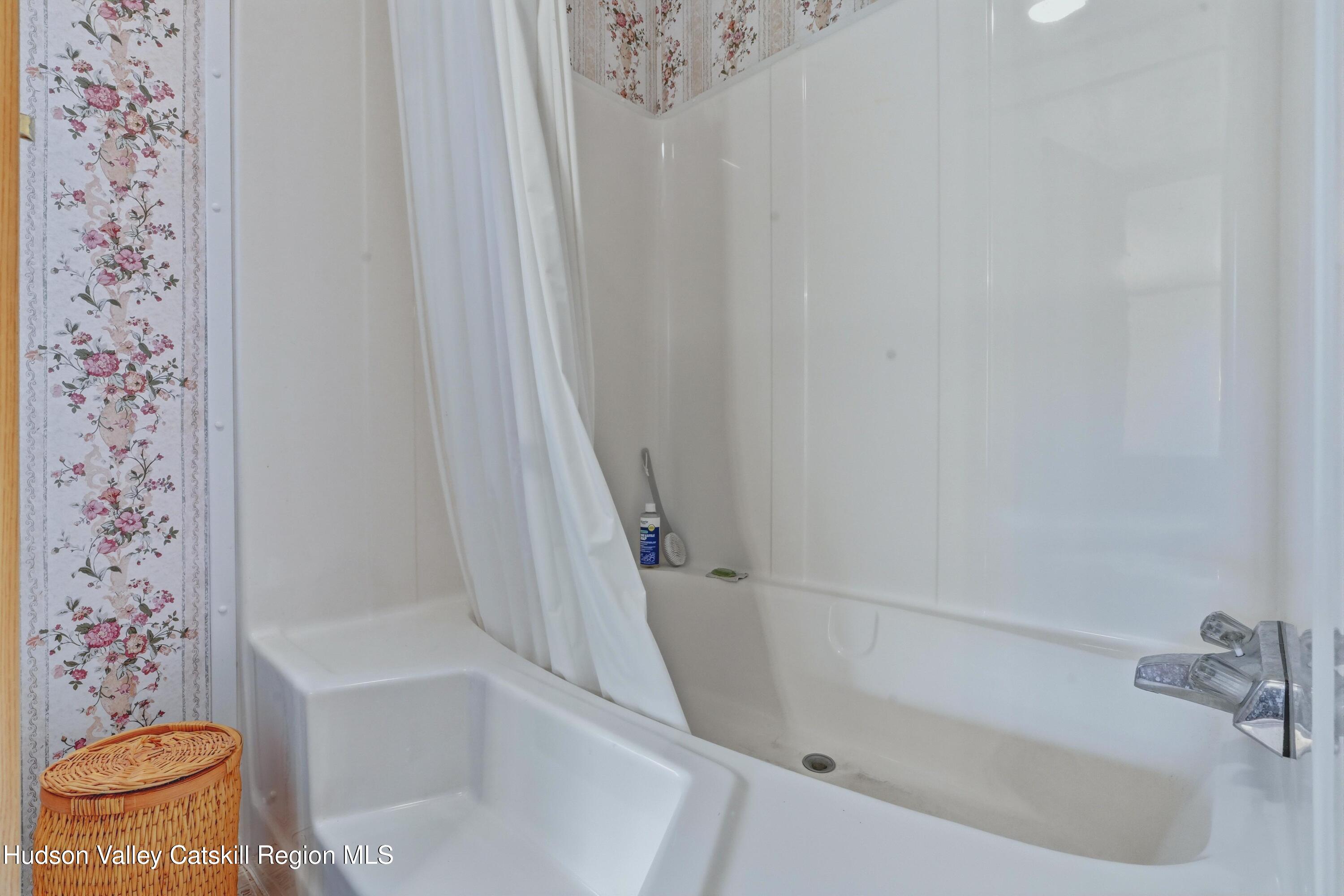 23 N Road Kingston City, NY 12401 - Photo 11 of 18 ensuite bath