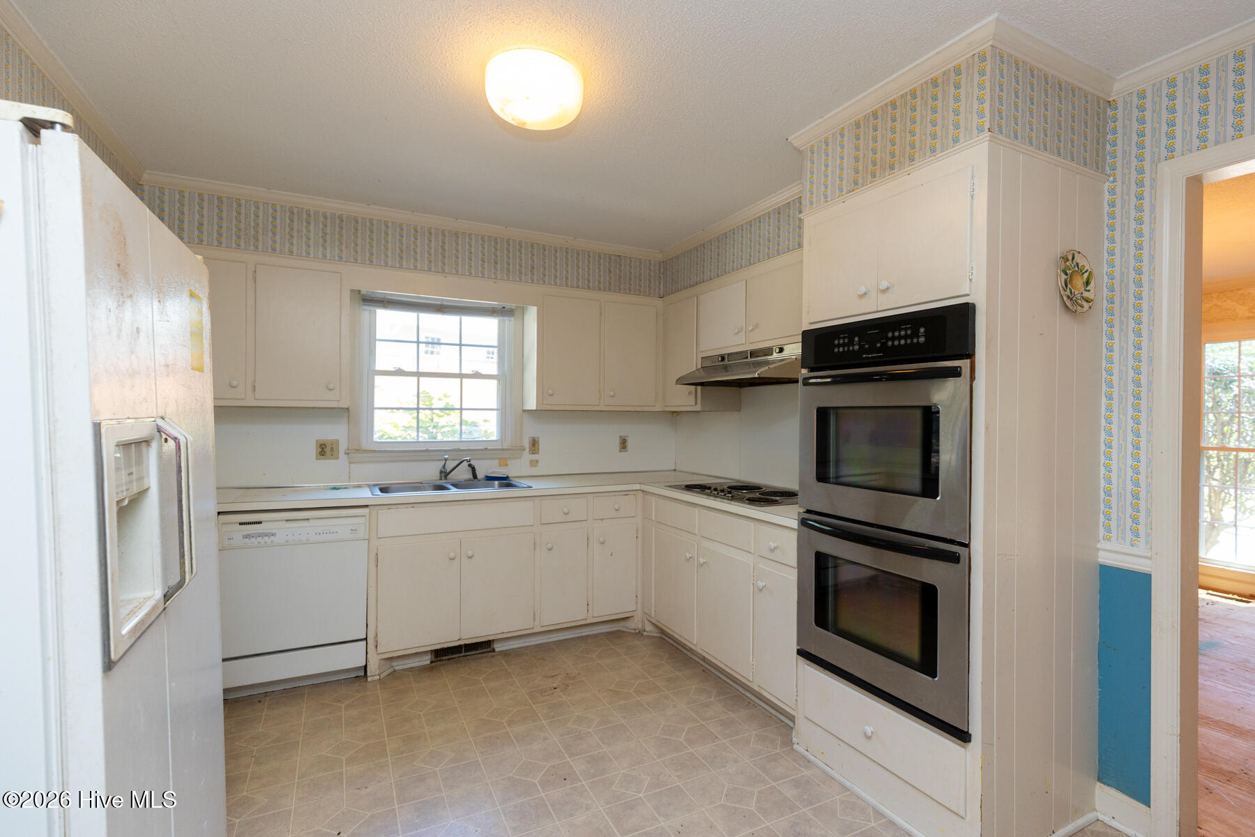 130 Cliff Road Southern Pines, NC 28387 - Photo 4 of 6