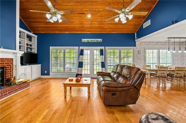 $795,000 | 132 Melrose Bend Boulevard, Natchez, LA 71456