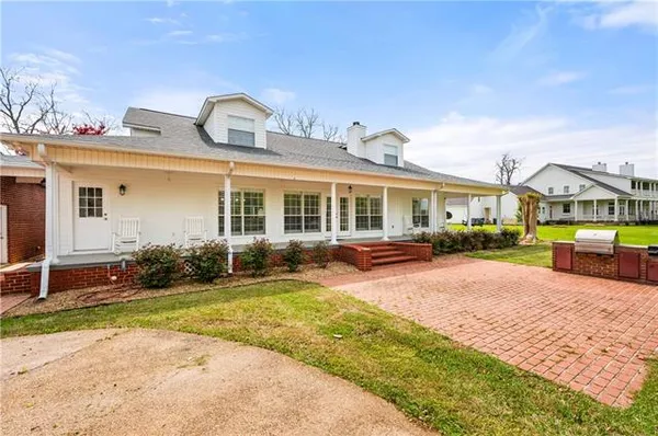 $795,000 | 132 Melrose Bend Boulevard, Natchez, LA 71456