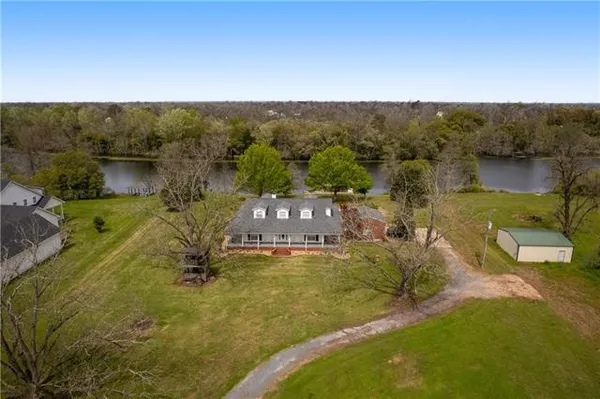 $795,000 | 132 Melrose Bend Boulevard, Natchez, LA 71456