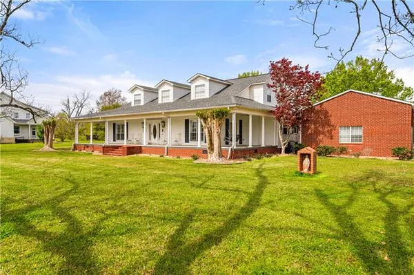 $795,000 | 132 Melrose Bend Boulevard, Natchez, LA 71456
