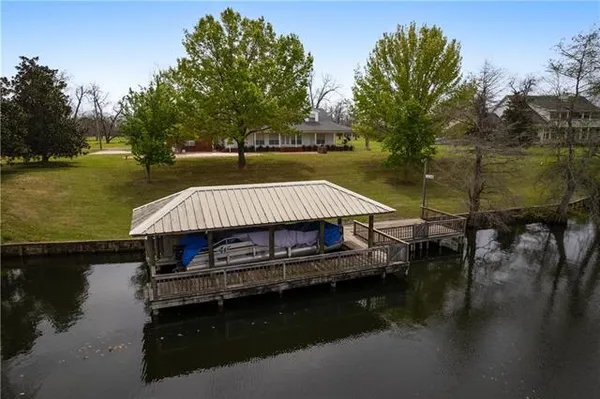 $795,000 | 132 Melrose Bend Boulevard, Natchez, LA 71456