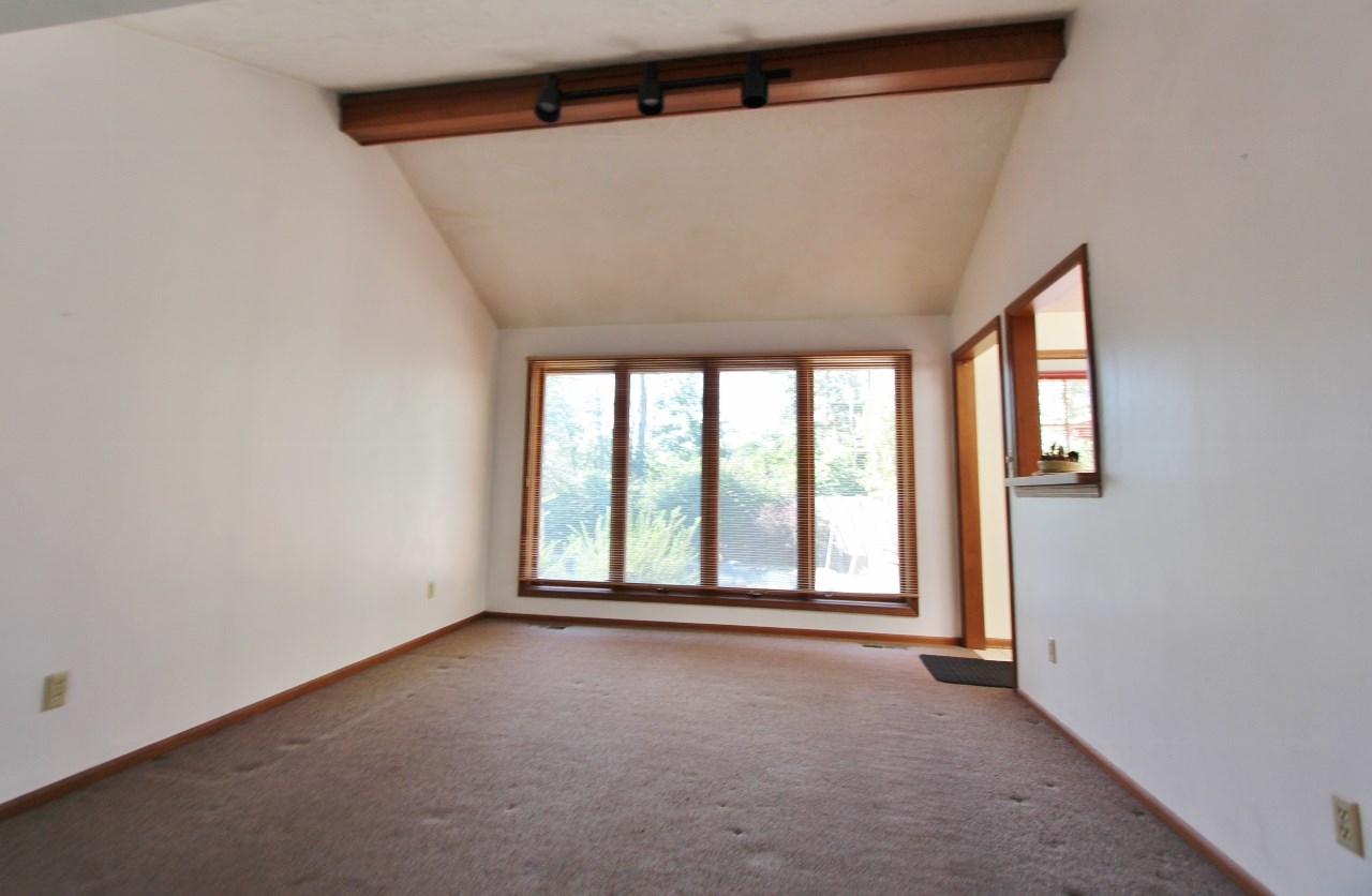 10405 Oaktree Road Fort Wayne, IN 46845 - Photo 11 of 30