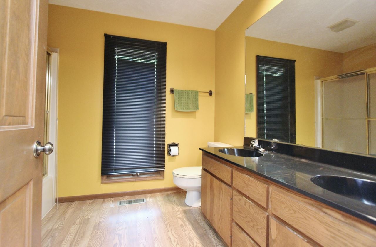 10405 Oaktree Road Fort Wayne, IN 46845 - Photo 20 of 30