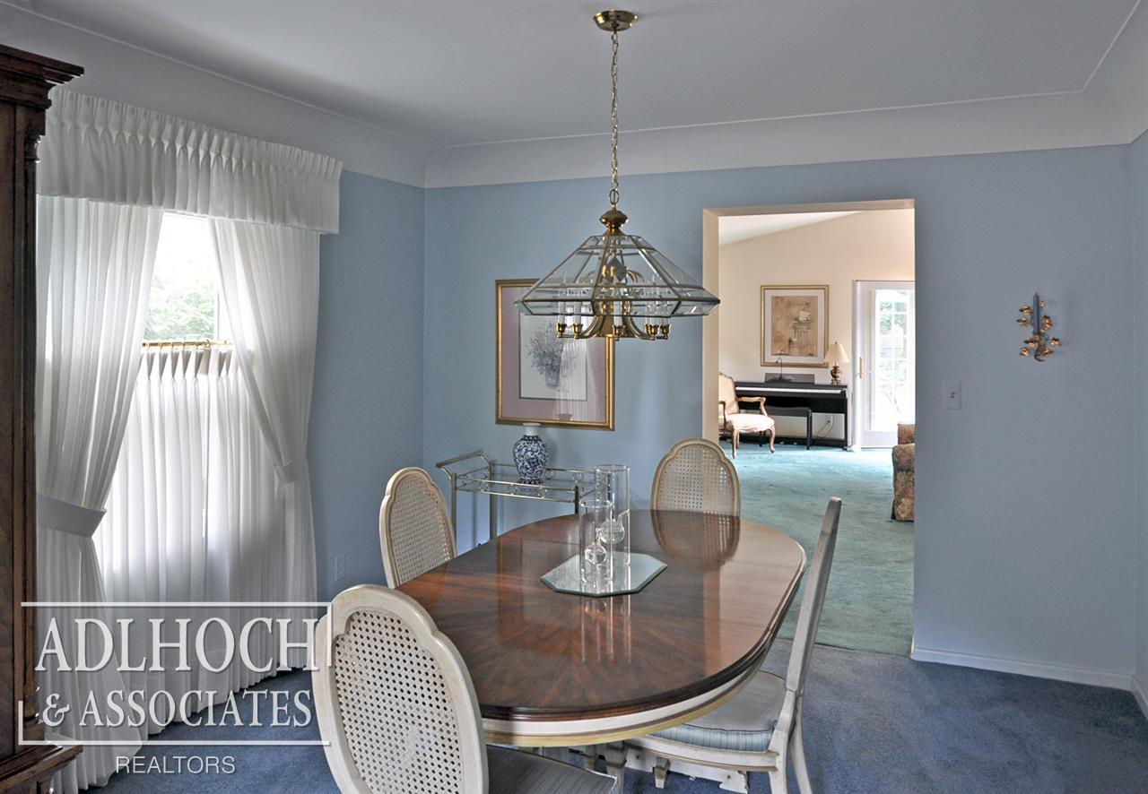 329 Moross Road Grosse Pointe Farms, MI 48236 - Photo 4 of 20