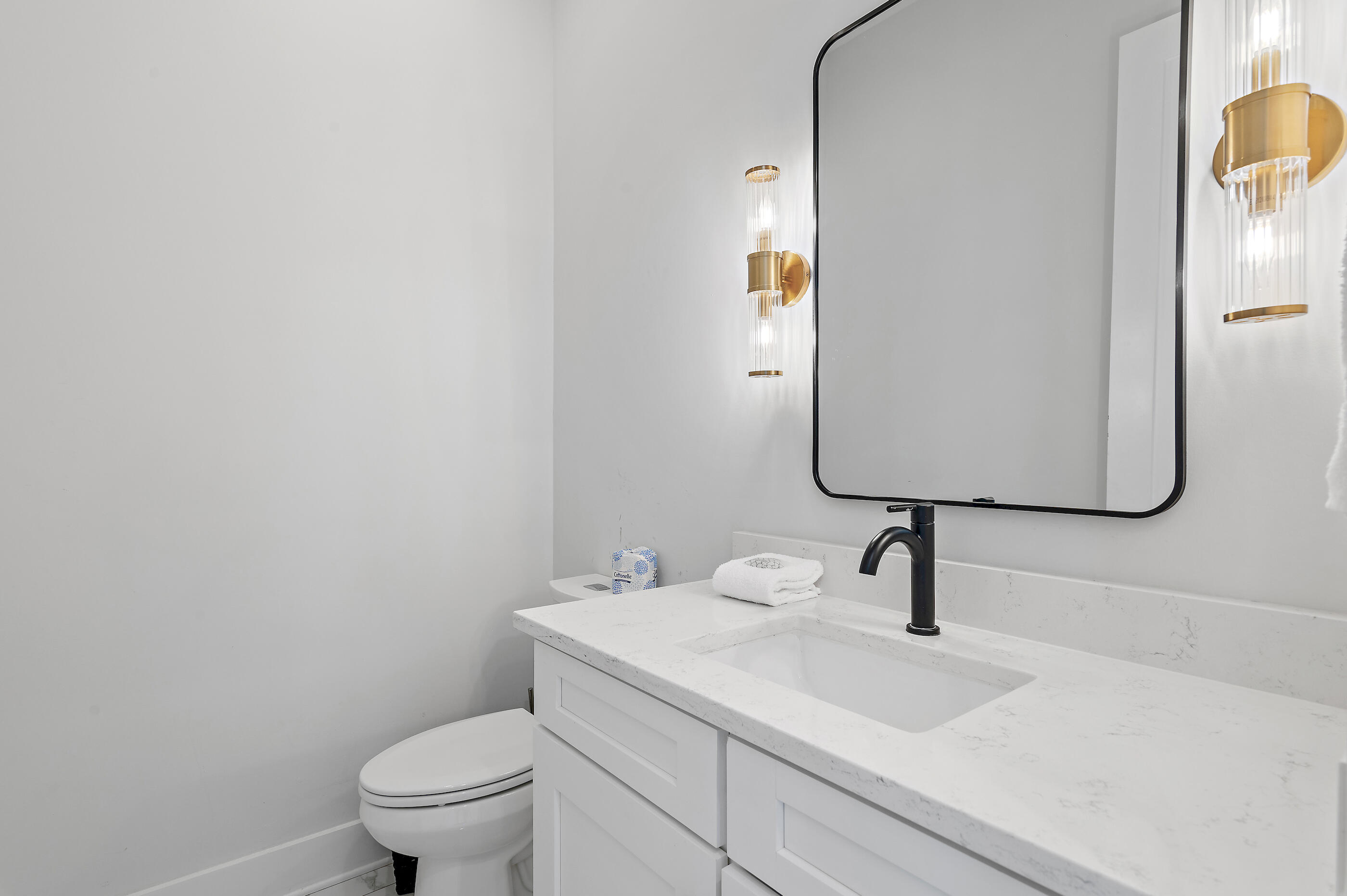 13 Jp Lane Santa Rosa Beach, FL 32459 - Photo 18 of 31 a bathroom with a sink and a toilet
