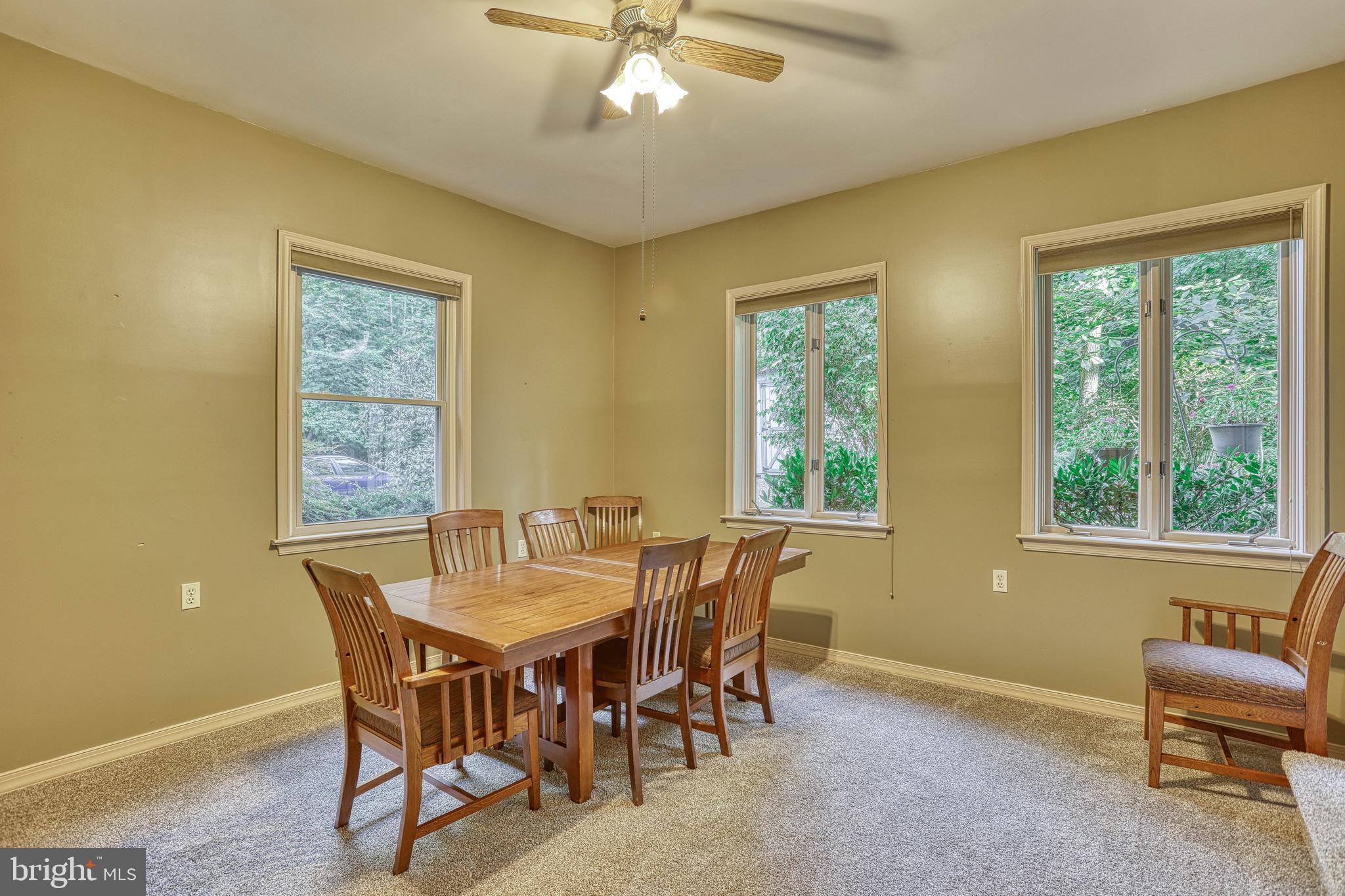 613 Edgewood Road York, PA 17402 - Photo 27 of 59 Gallery Image 27