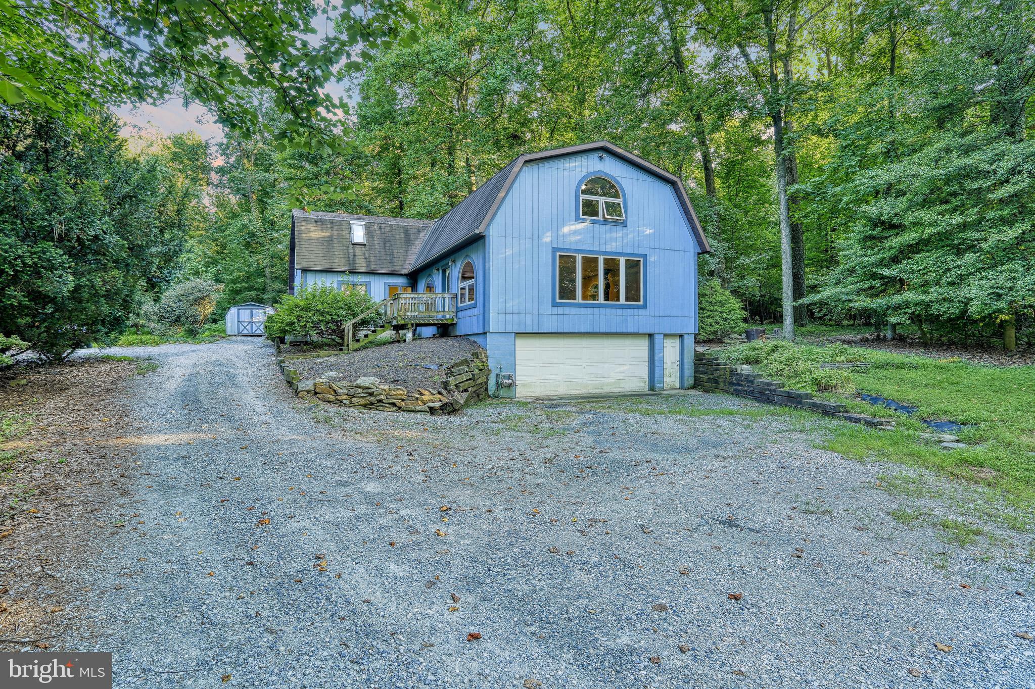 613 Edgewood Road York, PA 17402 - Photo 4 of 59 Gallery Image 4