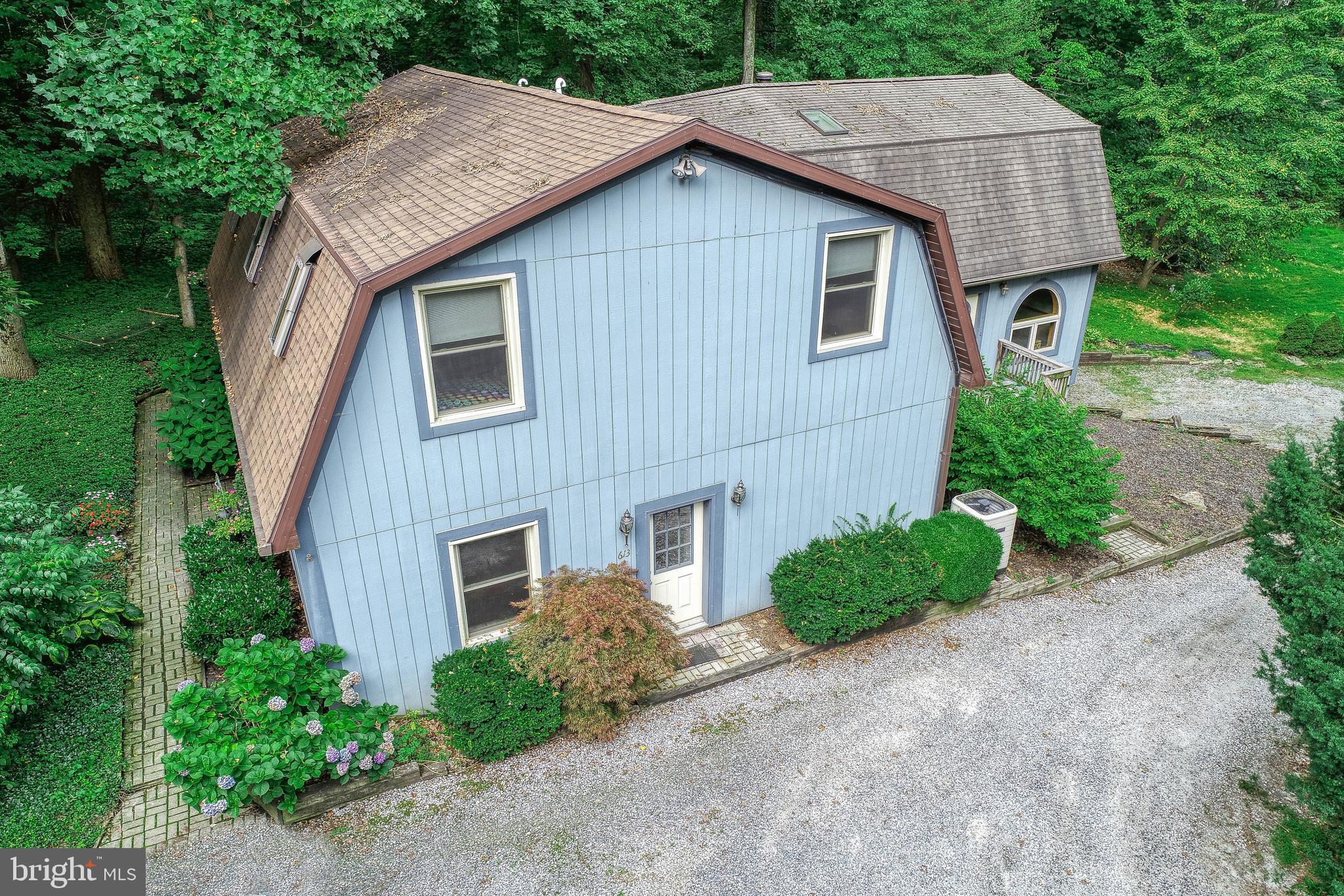 613 Edgewood Road York, PA 17402 - Photo 49 of 59 Gallery Image 49
