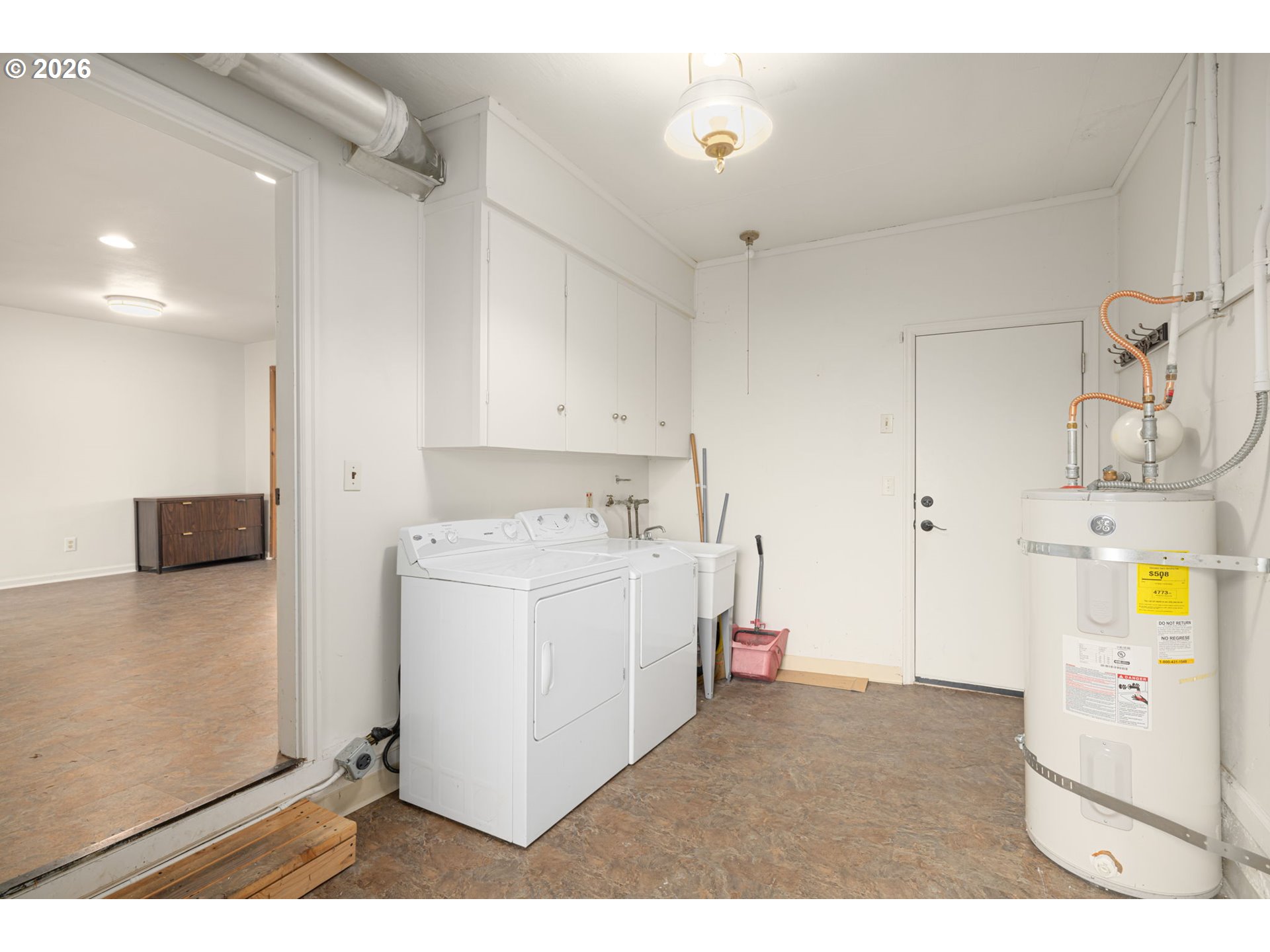 13025 Southwest Allen Boulevard Beaverton, OR 97005 - Photo 16 of 29