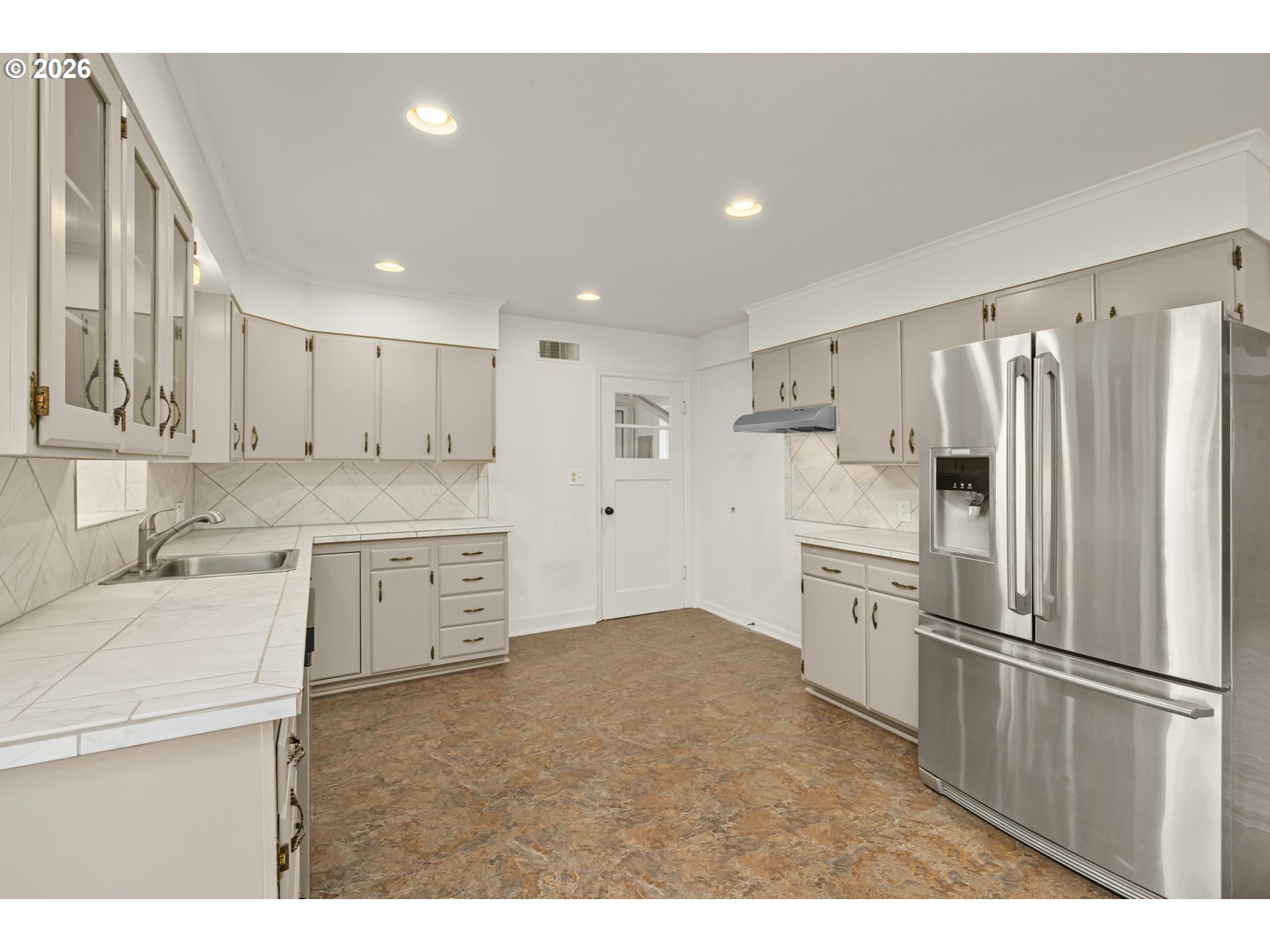13025 Southwest Allen Boulevard Beaverton, OR 97005 - Photo 8 of 29