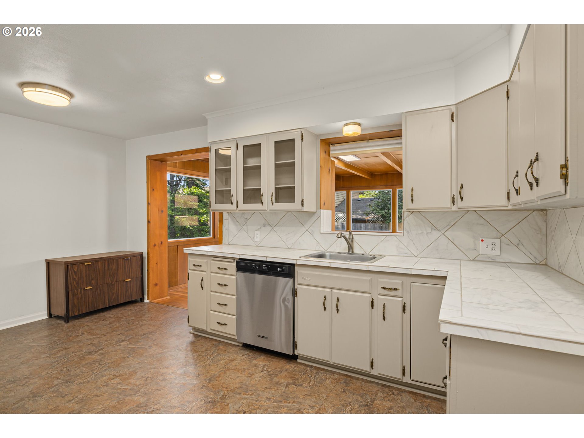 13025 Southwest Allen Boulevard Beaverton, OR 97005 - Photo 9 of 29