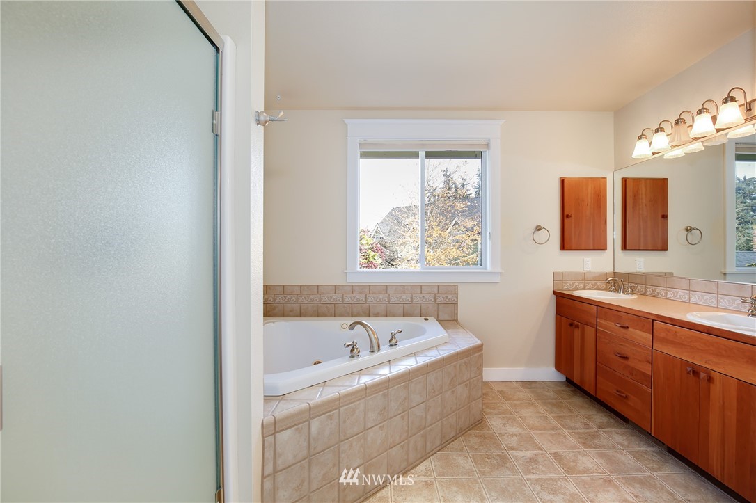 1436 Goat Trail Loop Road Mukilteo, WA 98275 - Photo 13 of 25 Gallery Image 13