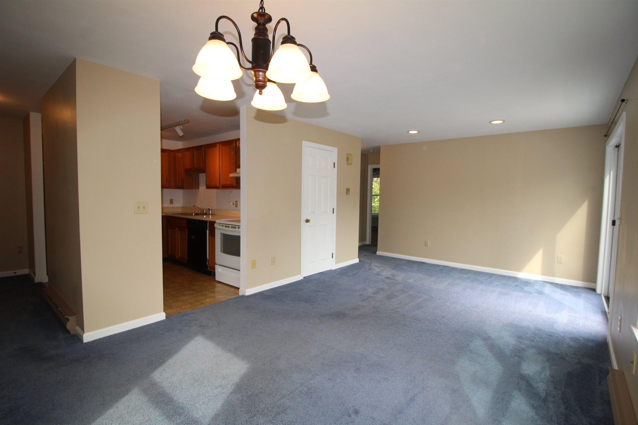 55 Farmgate Road, Unit 55 South Berwick, ME 03908 - Photo 6 of 13 Gallery Image 6