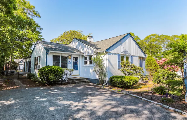 $725,000 | 19 Pine Rock Road, East Falmouth, MA 02536