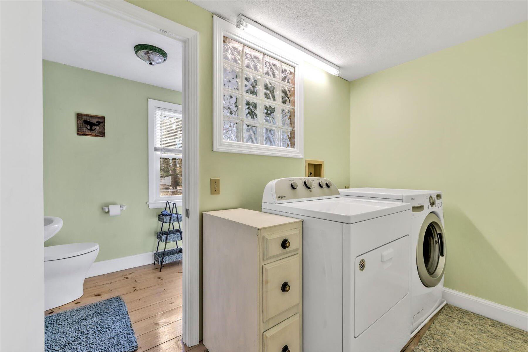 19 Pine Rock Road East Falmouth, MA 02536 - Photo 33 of 52 a utility room with dryer and washer