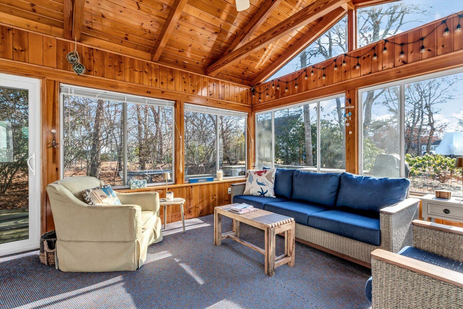 19 Pine Rock Road East Falmouth, MA 02536 - Photo 10 of 52 a living room with furniture and a bathtub