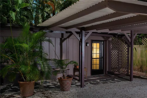 $2,100 | 1631 Bonita Lane, Unit C, Sarasota, FL 34239