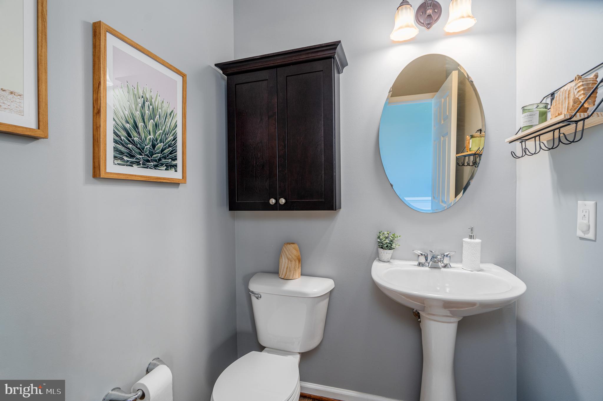 64 Manor Circle Elkton, MD 21921 - Photo 10 of 23 Main level powder room