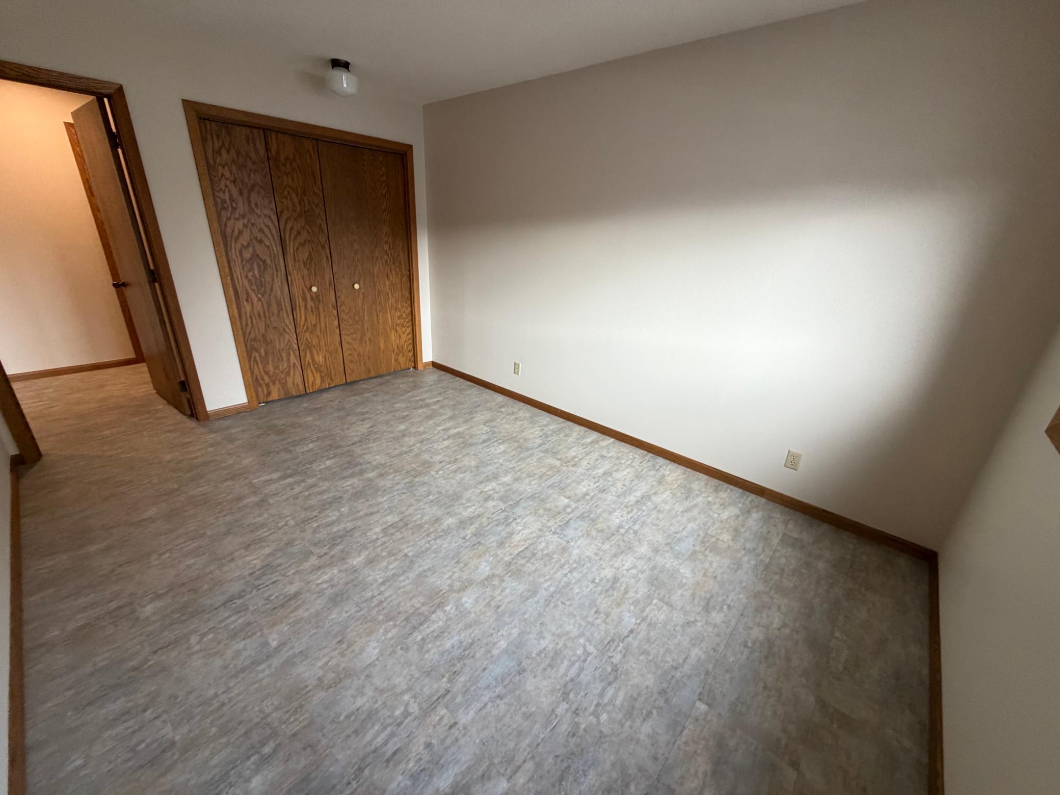 314 5th Street Southwest, Unit 2BD1BTH Willmar, MN 56201 - Photo 16 of 21