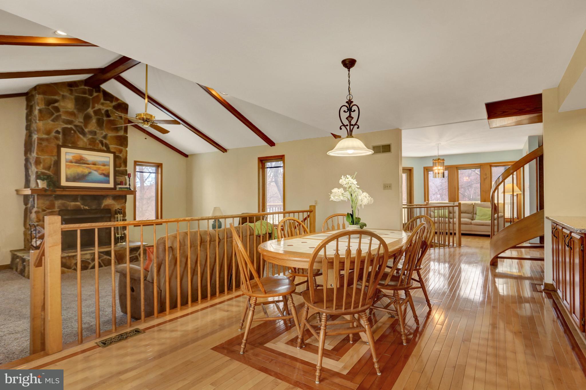 724 Heck Hill Road Lewisberry, PA 17339 - Photo 4 of 36 Gallery Image 4