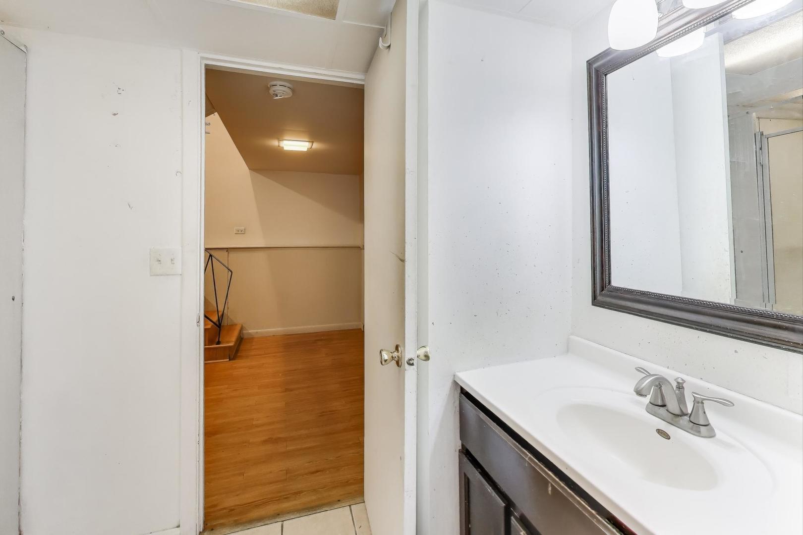 7843 Massasoit Avenue Burbank, IL 60459 - Photo 19 of 28