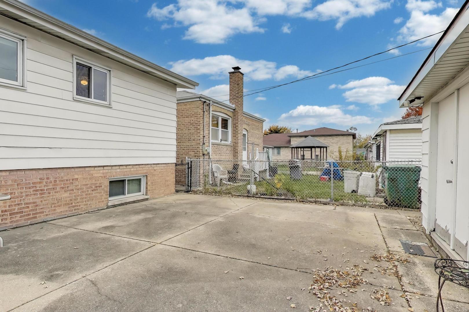 7843 Massasoit Avenue Burbank, IL 60459 - Photo 25 of 28