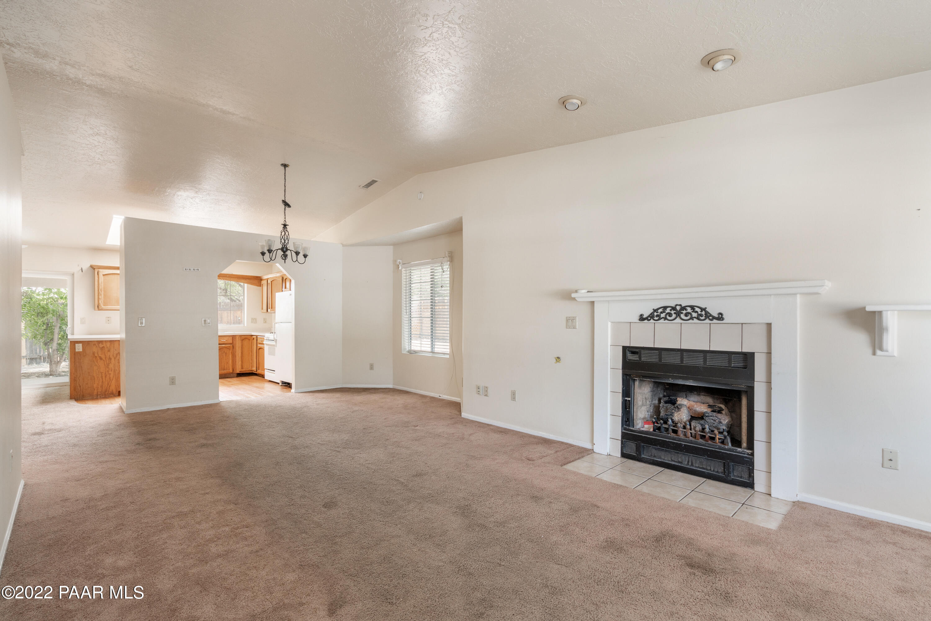 5529 North Long Rifle Road Prescott Valley, AZ 86314 - Photo 4 of 28 DSC05149a