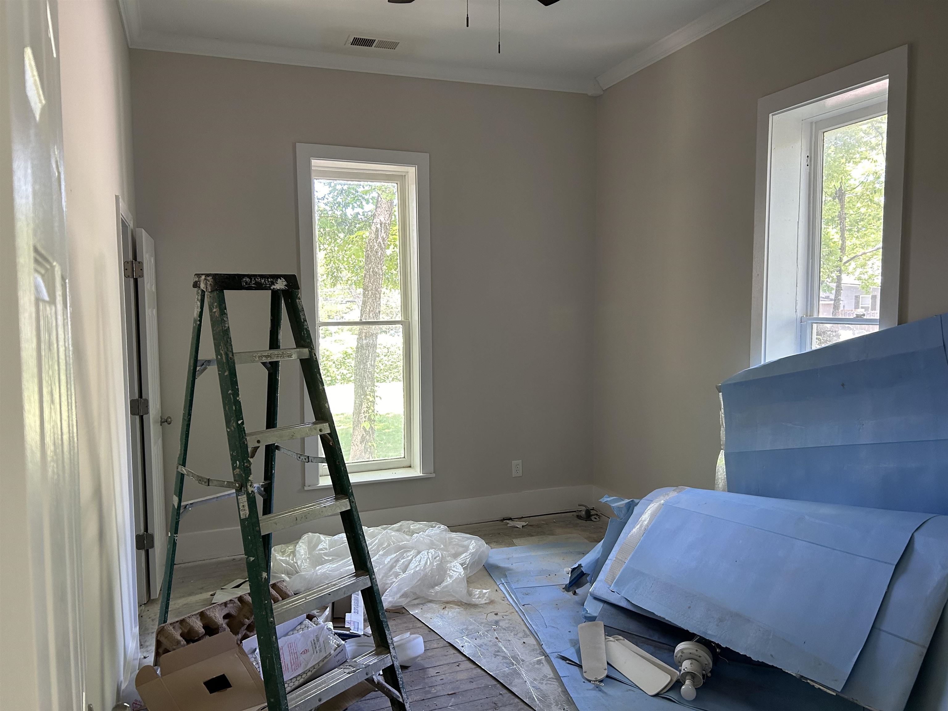 605 Byars Street Covington, TN 38019 - Photo 3 of 11 a room with furniture and a window