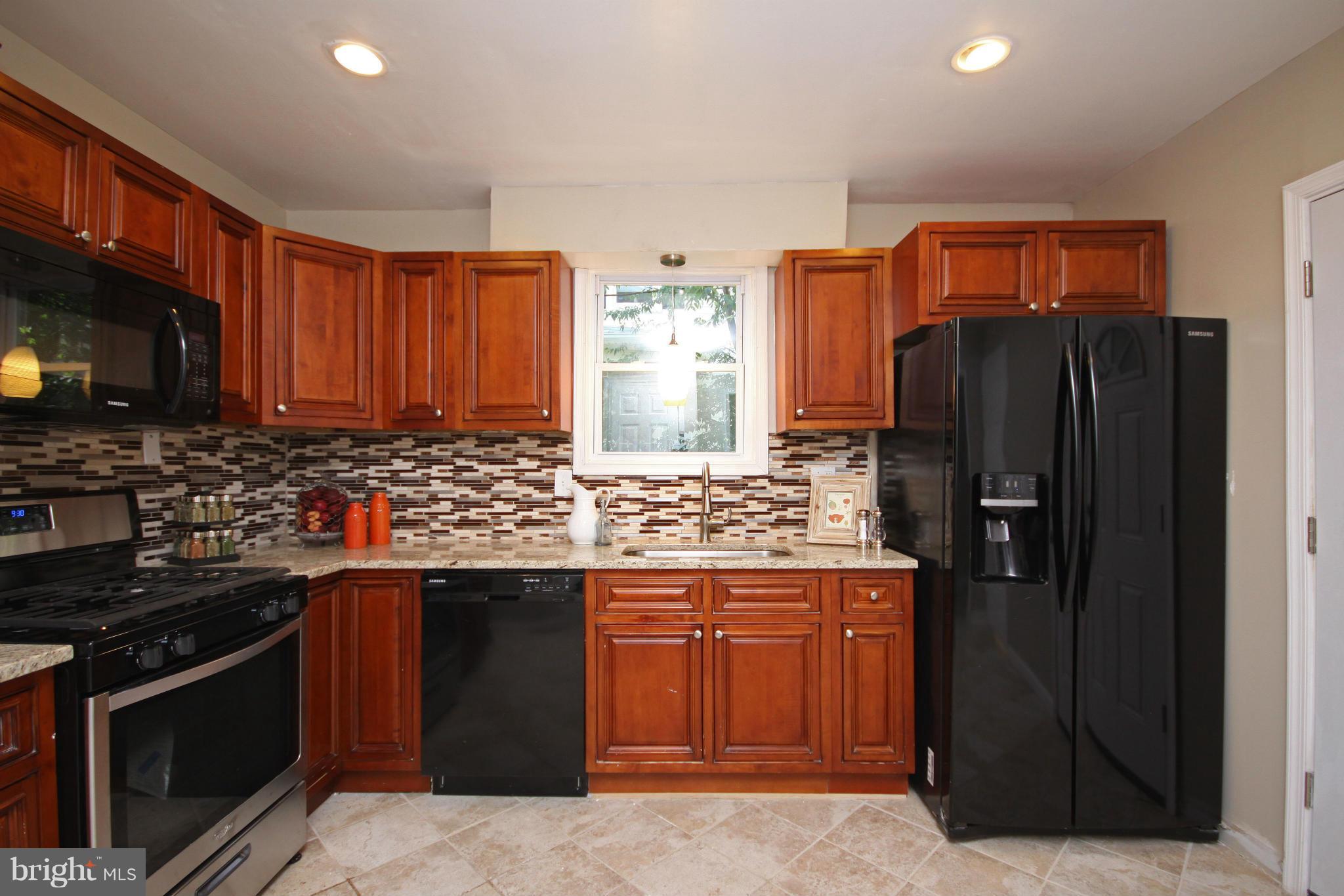3507 Edgewood Road Baltimore, MD 21215 - Photo 22 of 30 Galley Kitchen