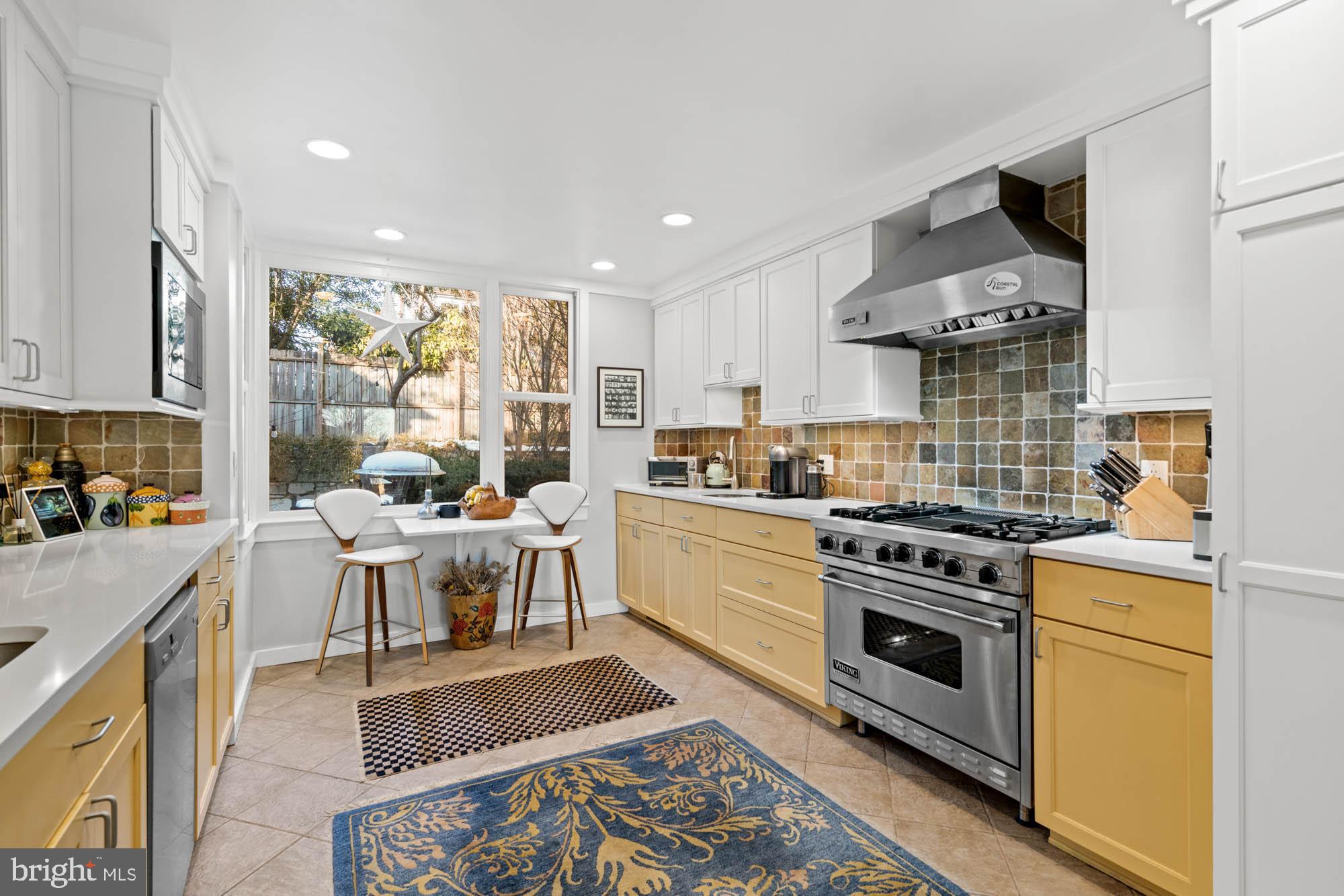 3507 R Street Northwest Washington, DC 20007 - Photo 24 of 71 Eat-in Chef's kitchen