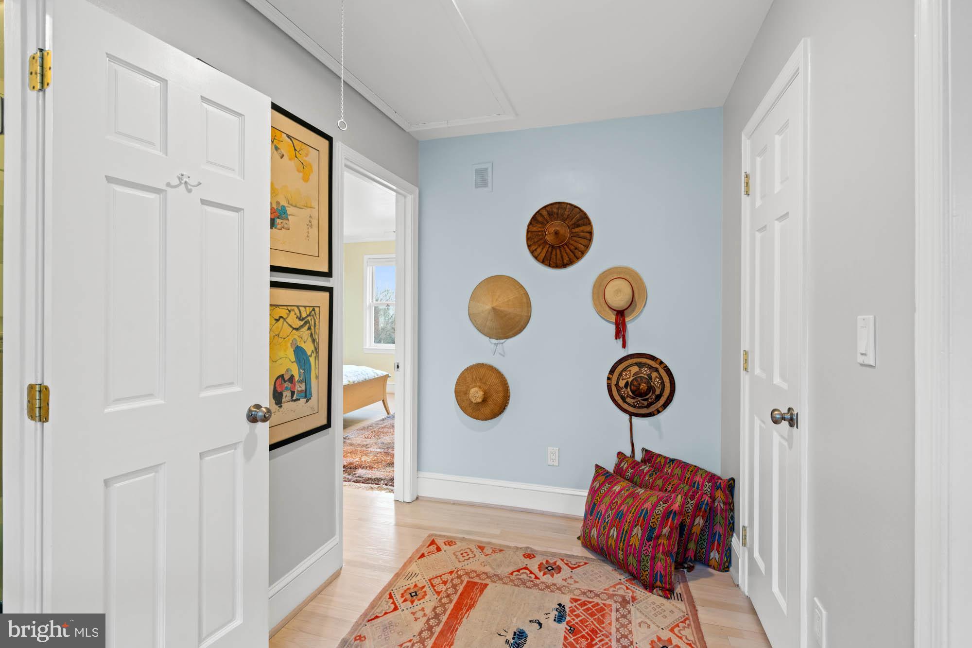 3507 R Street Northwest Washington, DC 20007 - Photo 35 of 71 Second level landing