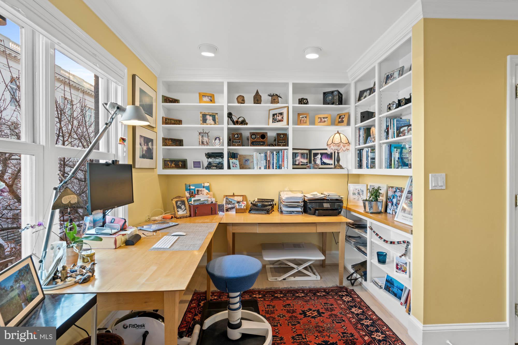 3507 R Street Northwest Washington, DC 20007 - Photo 44 of 71 Office area off the second bedroom