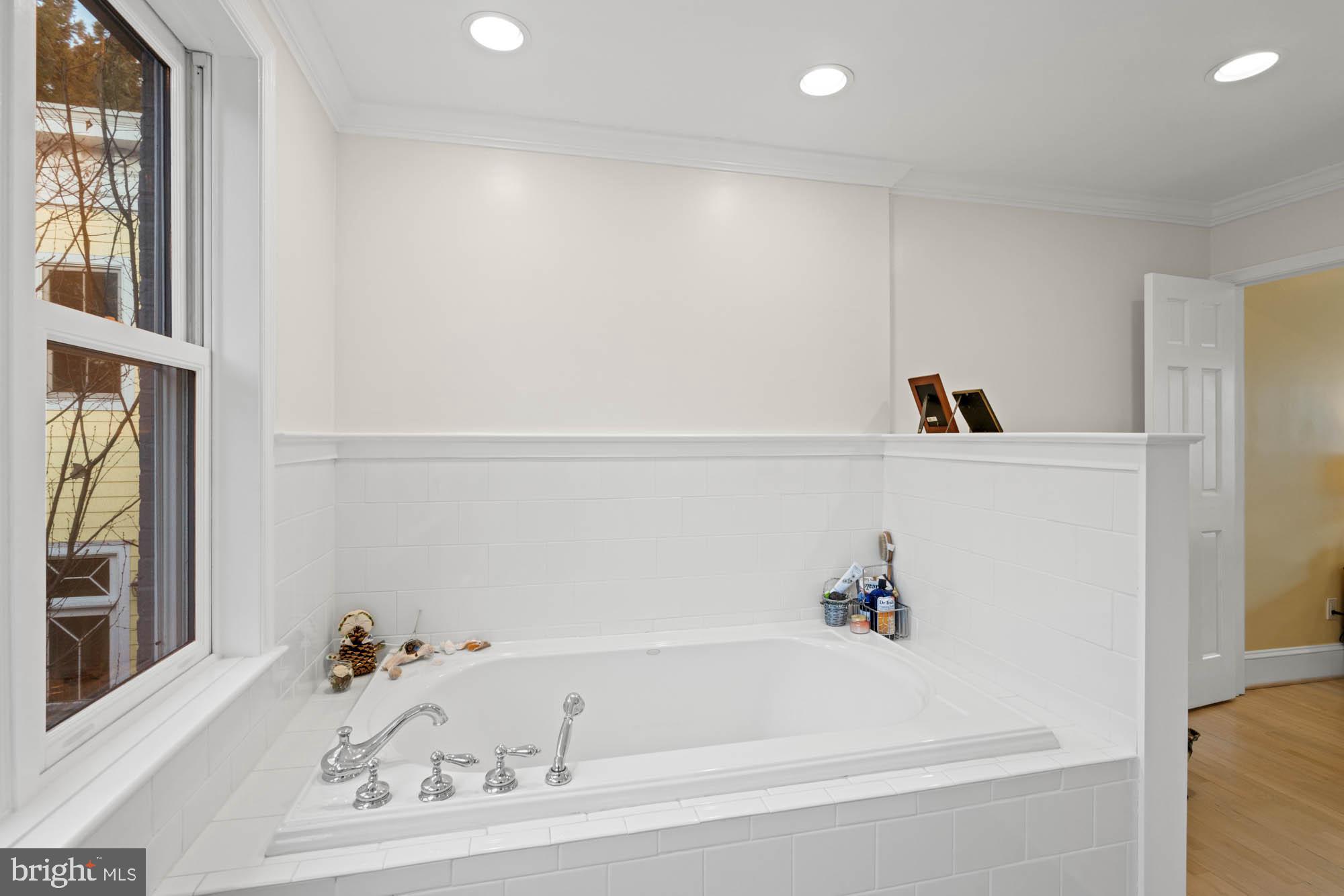 3507 R Street Northwest Washington, DC 20007 - Photo 52 of 71 Primary bathroom soaking tub