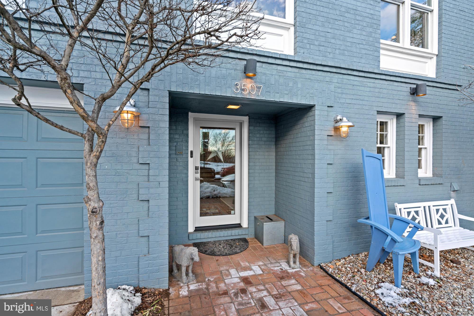 3507 R Street Northwest Washington, DC 20007 - Photo 7 of 71 Step outside to Georgetown