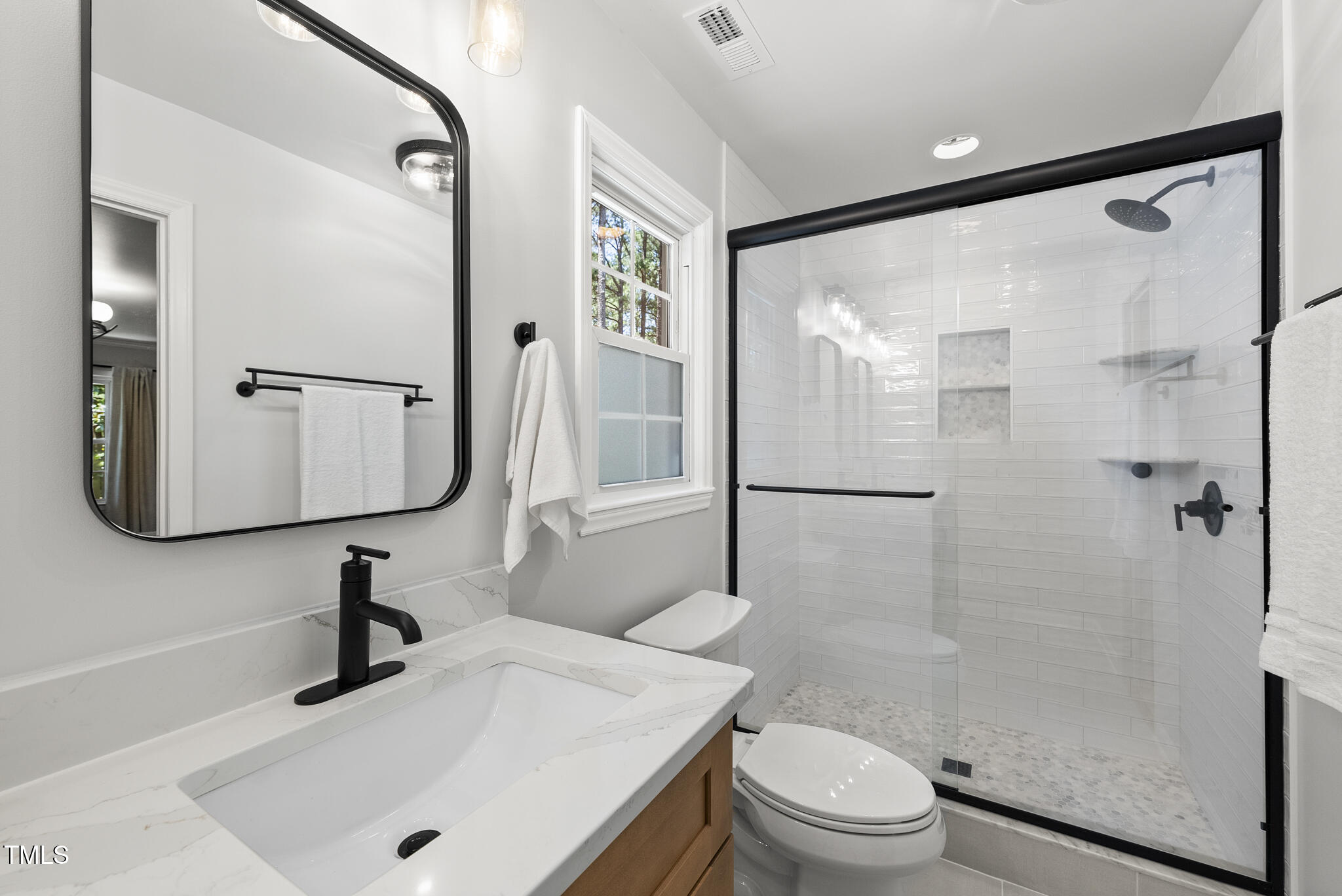 2704 Farnborough Road Raleigh, NC 27613 - Photo 23 of 39 DSC05523