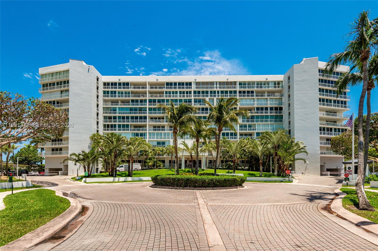 600 Grapetree Drive, Unit 9GN Key Biscayne, FL 33149 - Photo 1 of 40