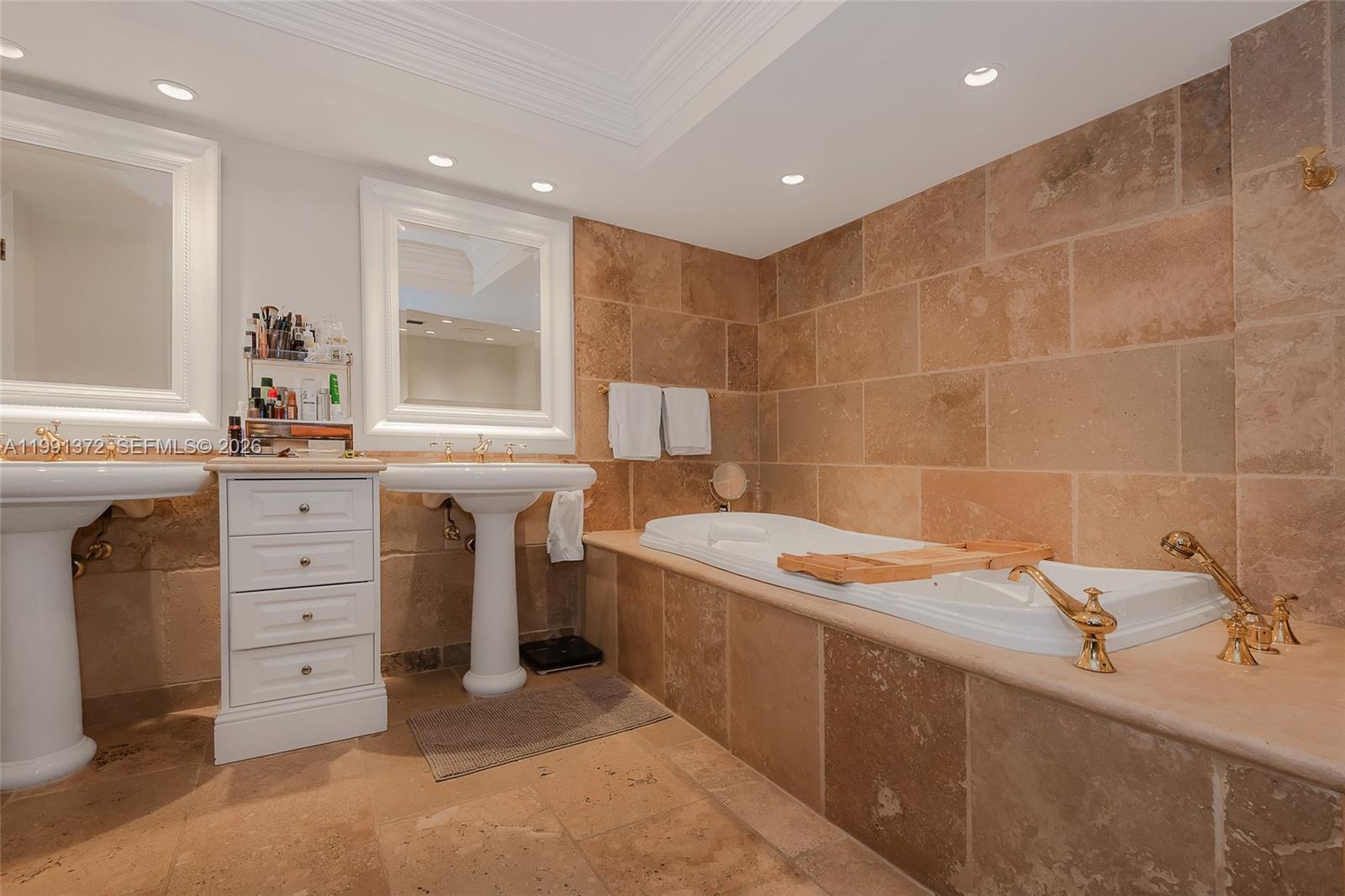 600 Grapetree Drive, Unit 9GN Key Biscayne, FL 33149 - Photo 20 of 40