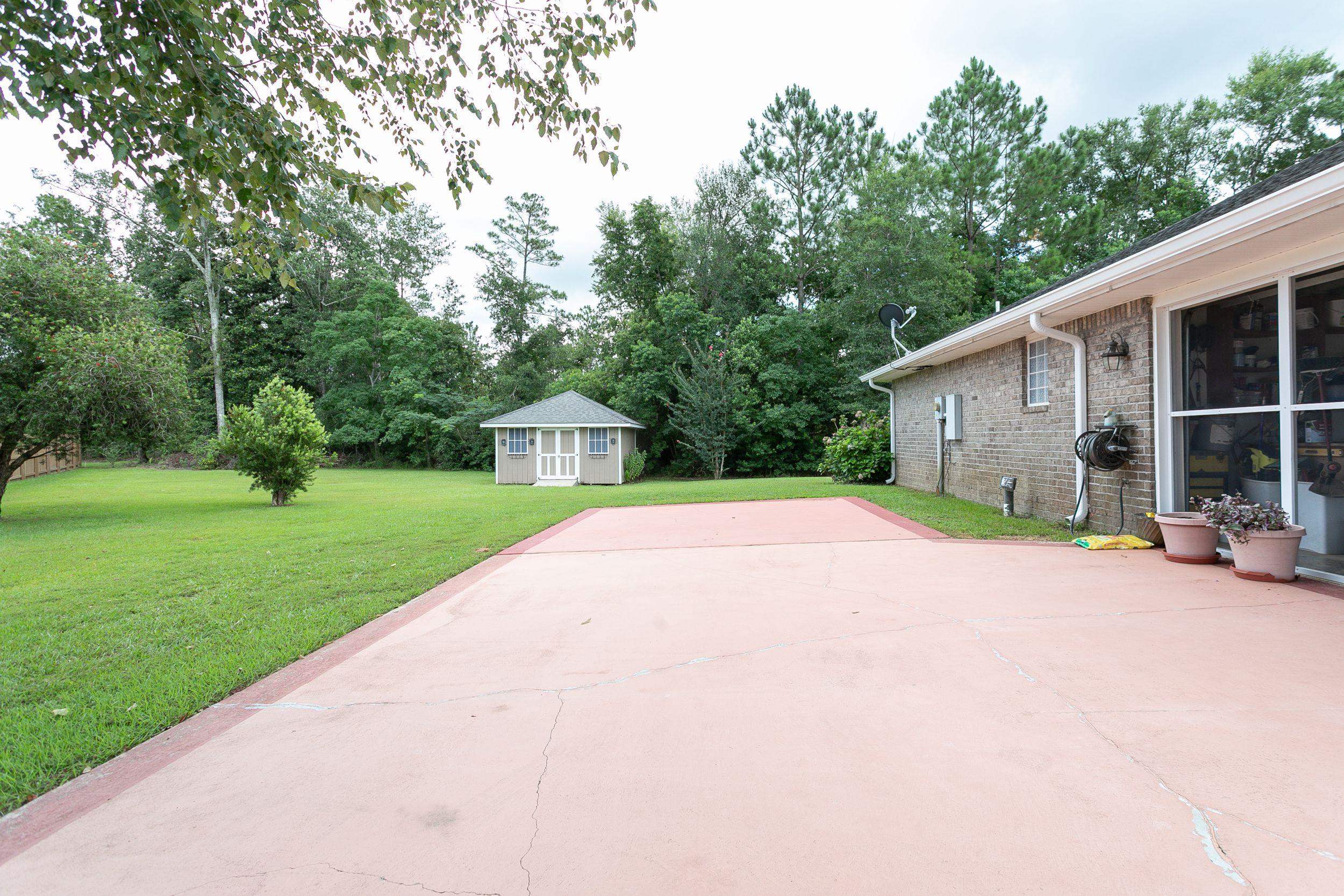 558 Leeds Court Foley, AL 36535 - Photo 39 of 48