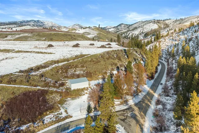 $800,000 | 762 Boyd Loop Road, Manson, WA 98831