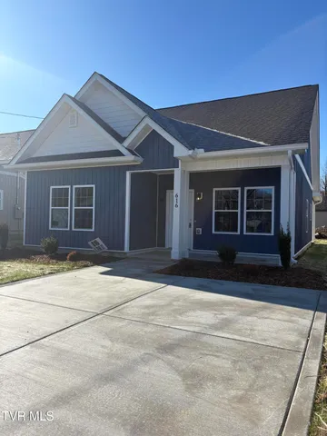 $299,900 | 616 South Pine Street, Elizabethton, TN 37643