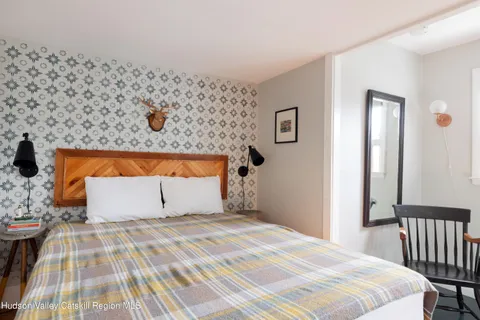 $1,145,000 | 76 Smith Road, Preston Hollow, NY 12469