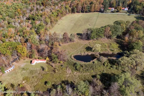 $1,145,000 | 76 Smith Road, Preston Hollow, NY 12469