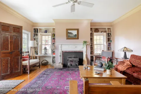 $1,145,000 | 76 Smith Road, Preston Hollow, NY 12469