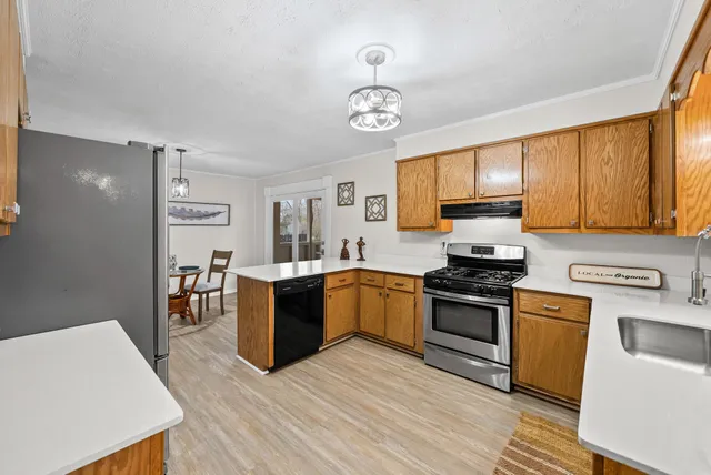 $324,800 | 1272 Taylortown Road, White Bluff, TN 37187