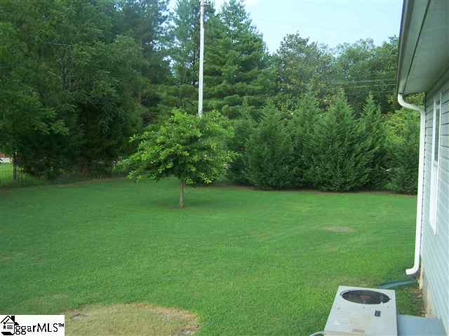 2 Design Lane Travelers Rest, SC 29690 - Photo 8 of 10 Gallery Image 8