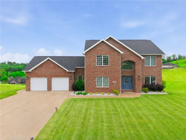 $719,900 | 369 Durst Road, North Huntingdon, PA 15642